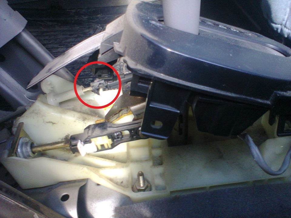 🛠 Ремонт 🔐 клинит ключ в замке и 🕹 рукоять АКПП 🤘 — Mazda Demio (1G), 1 ...