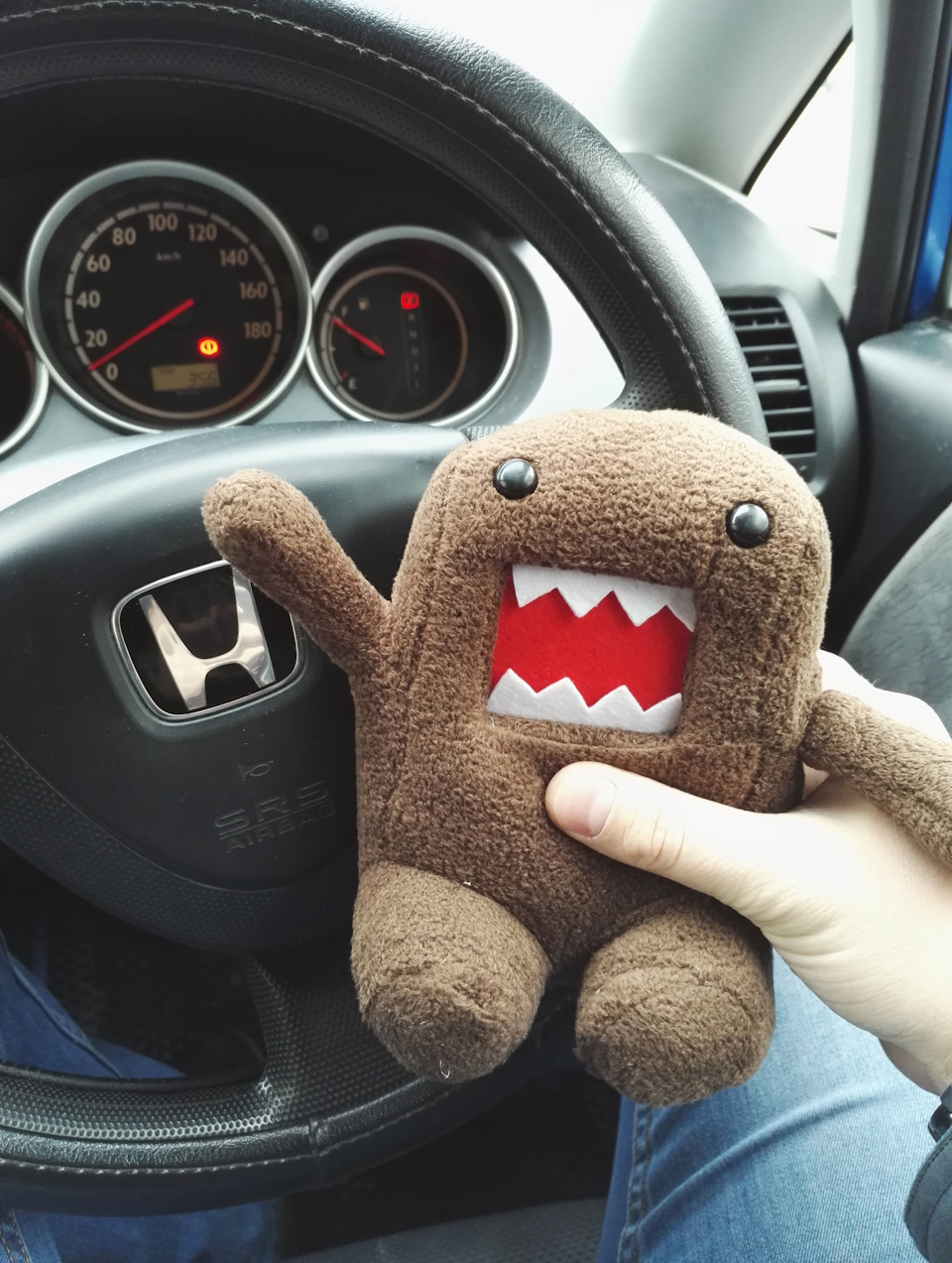 DOMO KUN в каждую ПРАВильную машину =) — Honda Fit (1G), 1,5 л, 2003 года |  аксессуары | DRIVE2