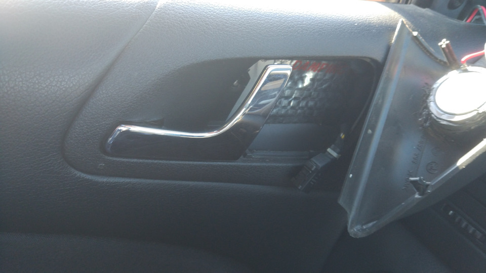 Вскрытие заблокированной двери — Skoda Octavia A4 Mk1, 1,8 л, 2008 года ...
