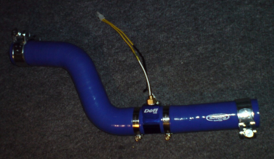 Ну вот раздобытые патрубки. Уже доведённые до состояния установить. — Toyota Carina E