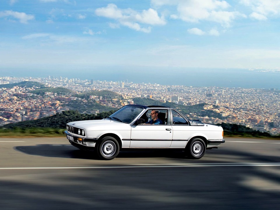 BMW 323i e30