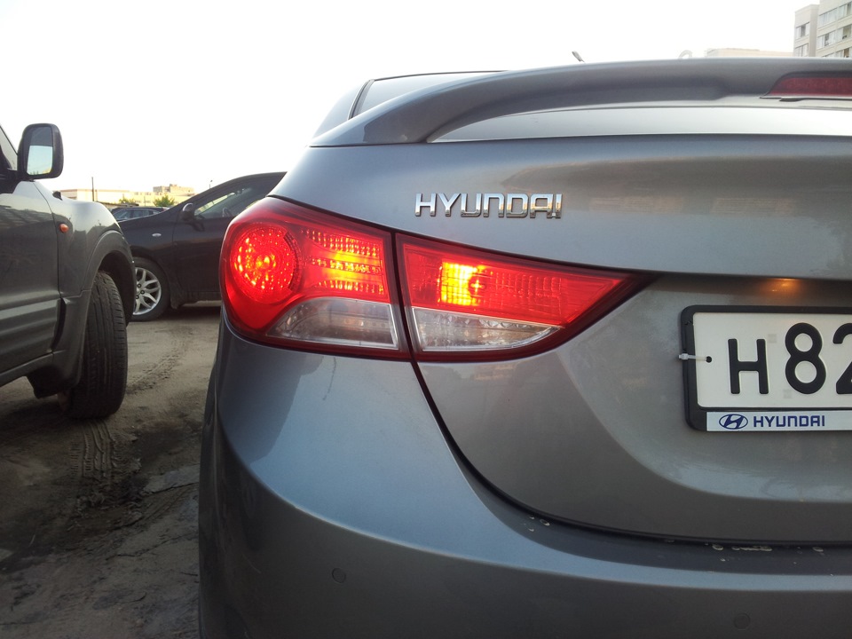 Задние габариты — Hyundai Elantra (5G), 1,8 л, 2011 года | тюнинг | DRIVE2