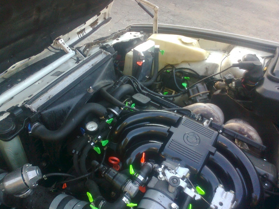 Oil catch tank(маслоуловитель) фото под капотом (по просьбам) — BMW 5 ...