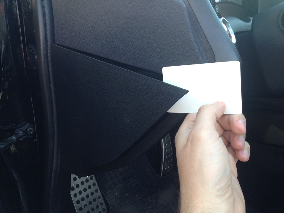 Emergency fuel shut off switch — Honda Civic 5D (8G), 1,8 л, 2009 года