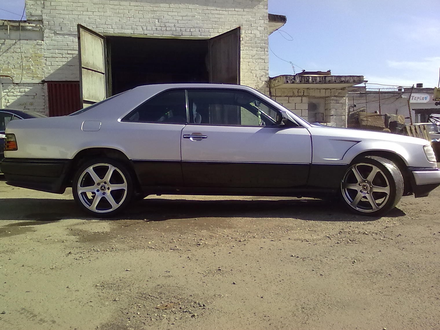 Немного краски — Mercedes-Benz E-class (W124), 1995 года | кузовной ...