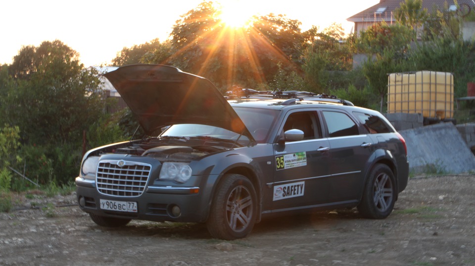 Chrysler 300 c vs Mercedes