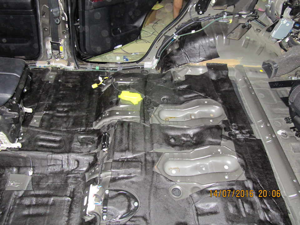 Фото в бортжурнале Lexus GX (URJ150)