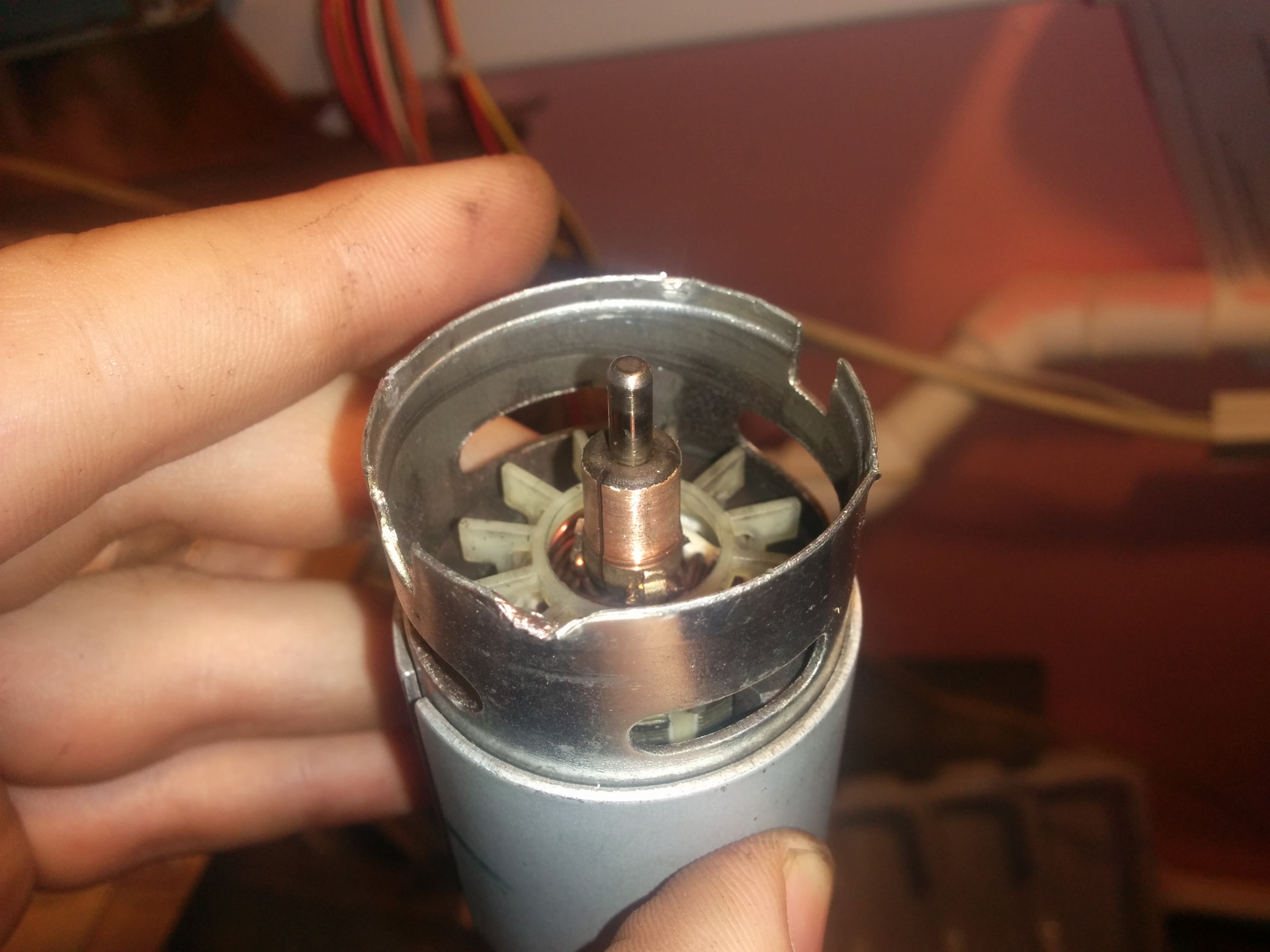 ремонт шуруповерта тэмп 12. ремонт шуруповерта бош своими руками. 8-li. разборка редуктора шуруповёрта бош. 8.