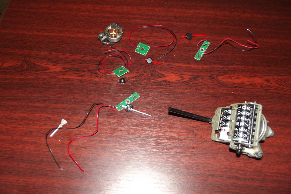 как установить стрелки с подсветкой в таврийскую приборку… — ЗАЗ 1103 ...