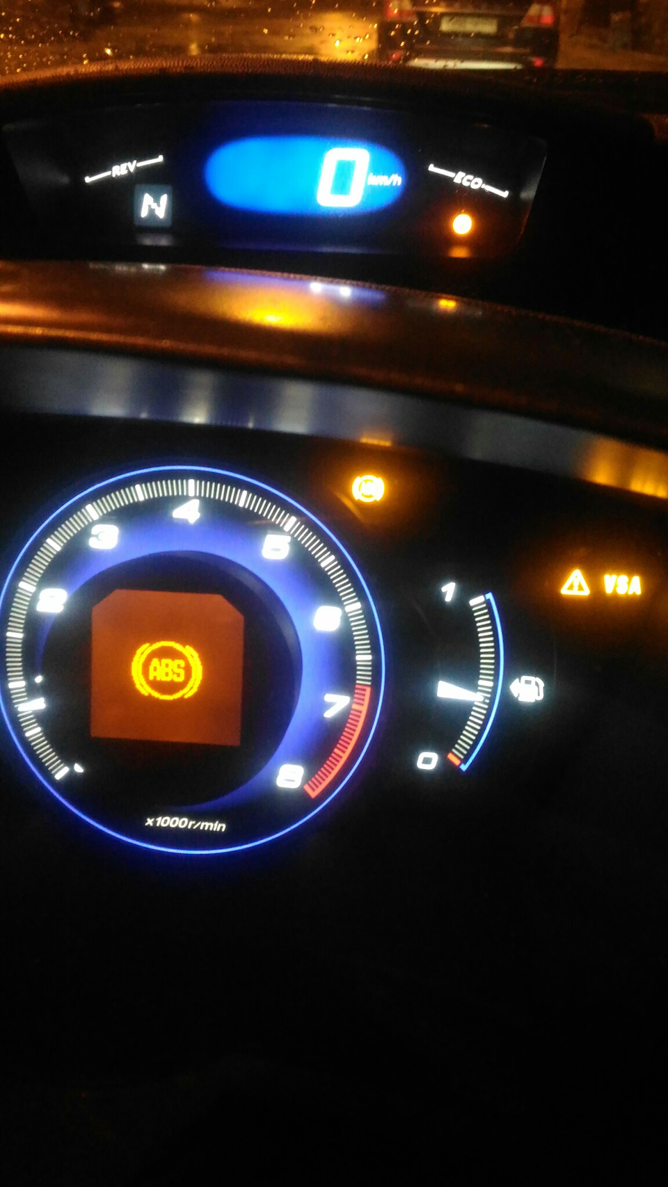 Новогодняя гирлянда или ABS и VSA на панели — Honda Civic 5D (8G), 1,8 ...