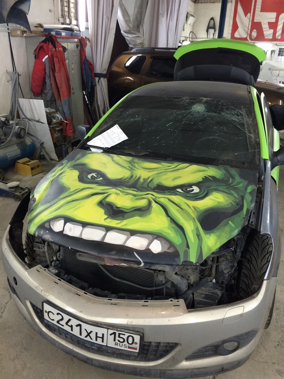 винил — Hulk — Opel Astra GTC ч.2 — KOZHURKAstickers на DRIVE2