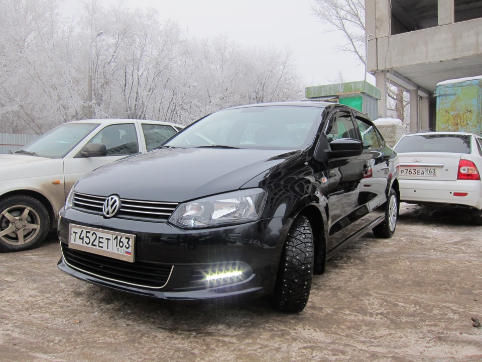 Ходовые, габариты, ксен) — Volkswagen Polo Sedan, 1,6 л, 2013 года ...