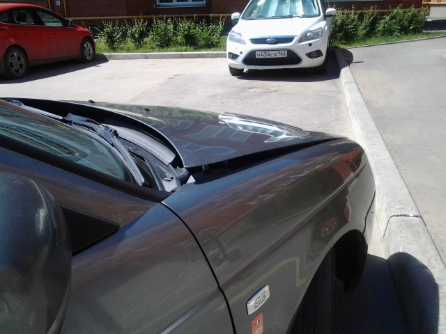 Приподнятый капот ваз 2109. Приподнятый капот. Капот чайзер 90. Cresta 100 капот. Регулировка капота мерседес 124.