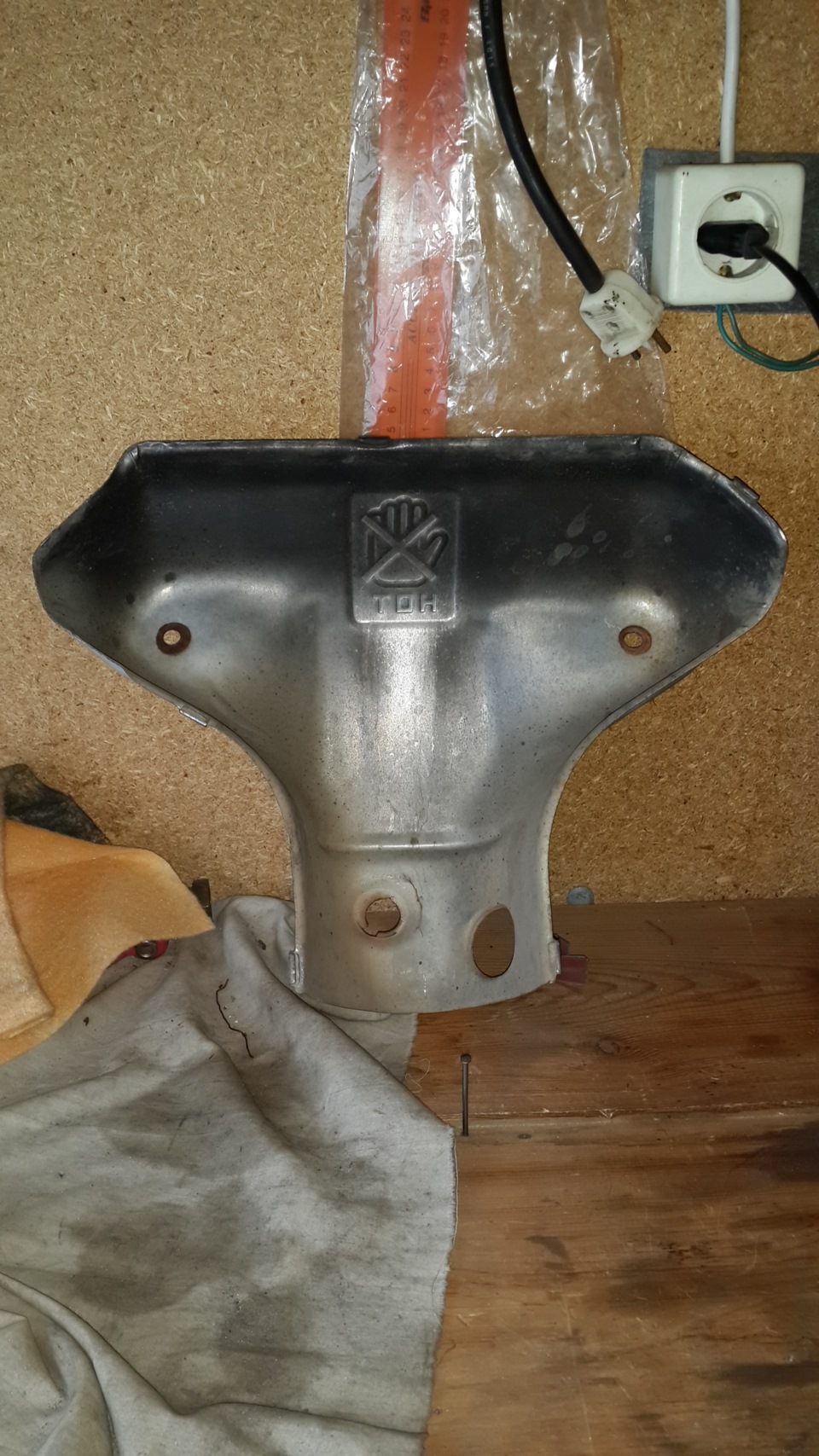 Чистка защиты выпускного коллектора — Honda Torneo, 1,8 л, 2001 года ...