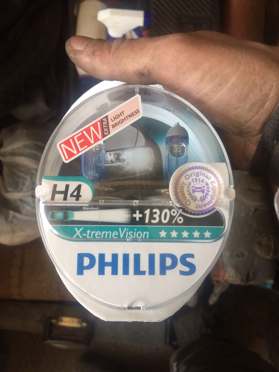 Филипс 130. Philips +130%. Philips +130 маркировка. Смотретькаксветятлампочкиh4 Филипс 130 на акценте.
