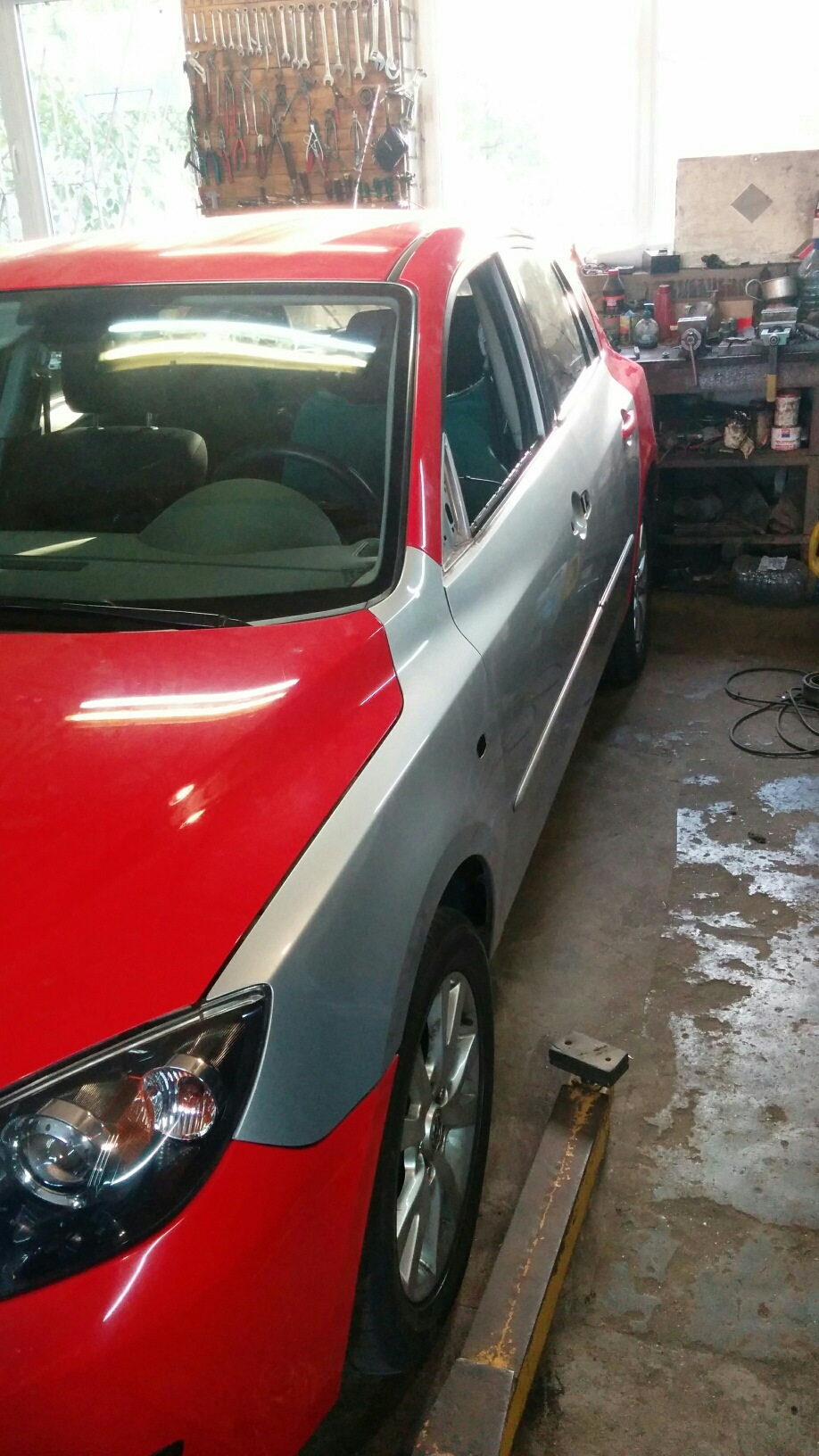 Наконец то в зазорах) за одно и порог с другой стороны вытянул.осталось ...