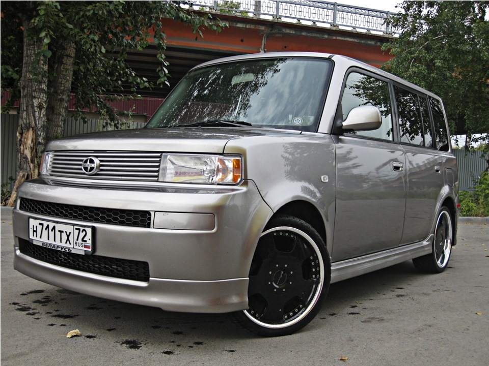 Toyota Scion xB.