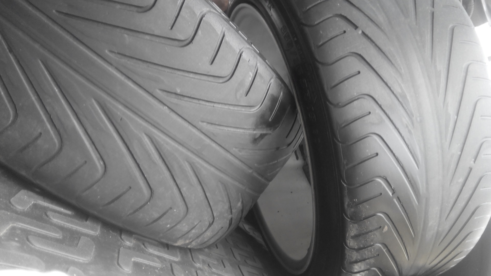 Ханкук вентус с1 эво. 225 40 18 Hankook. Hankook Ventus St rh-07. Hankook Ventus f200. Hankook Ventus St rh06.