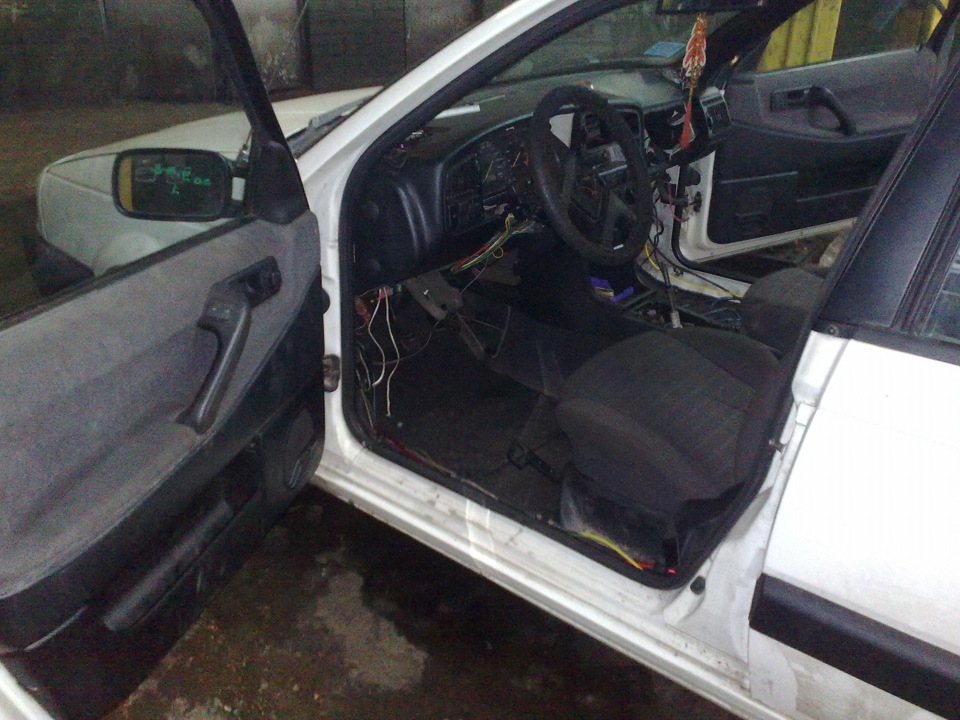 Салон практически собран — Volkswagen Passat Variant (B3)