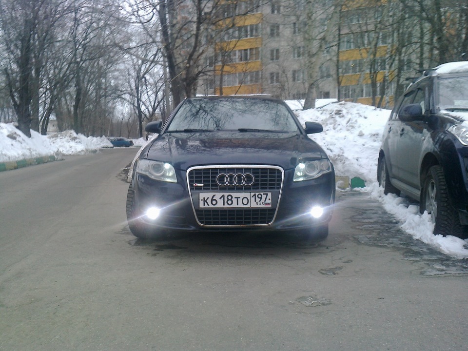Светодиоды + ксенон в противотуманки ставил сам с другом! — Audi A4 (B7 ...
