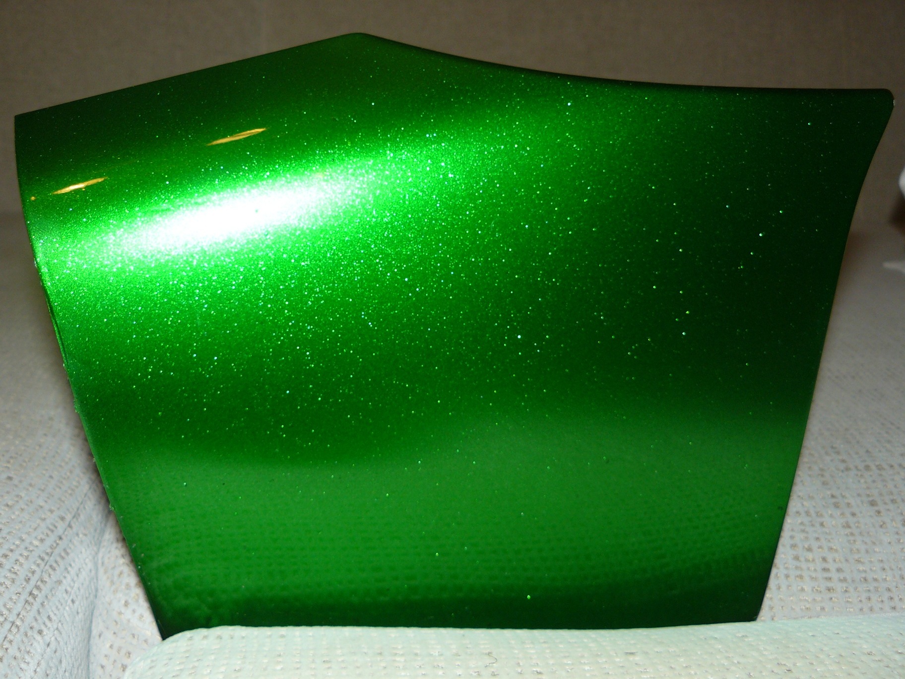 зеленый металлик фото