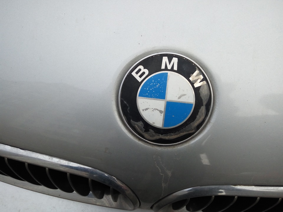 10.Эмблема на капот — BMW 3 series (E46), 2,2 л, 2002 года | аксессуары ...