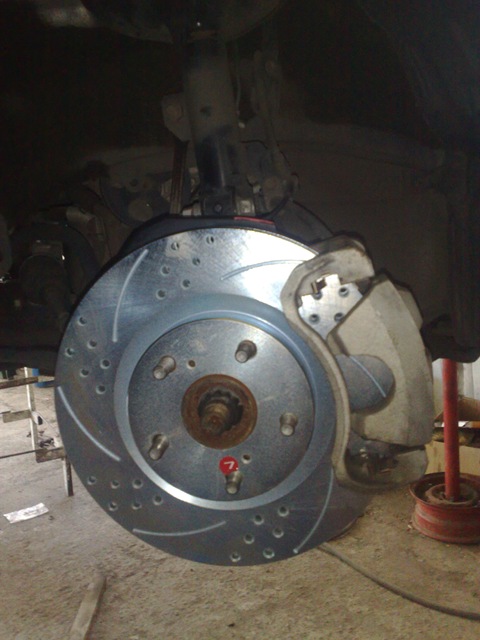 Replacement of brake discs and pads - Toyota Camry 35 L 2008