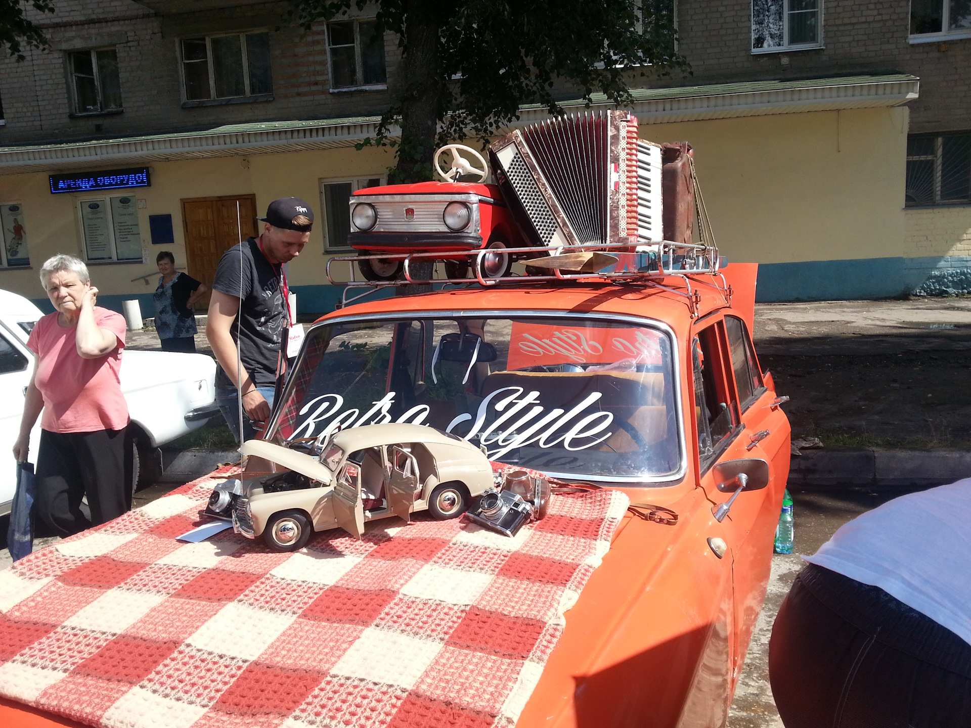 Ретро Фест Рязань 2017 — Москвич 2140, 1,5 л, 1984 года | встреча | DRIVE2