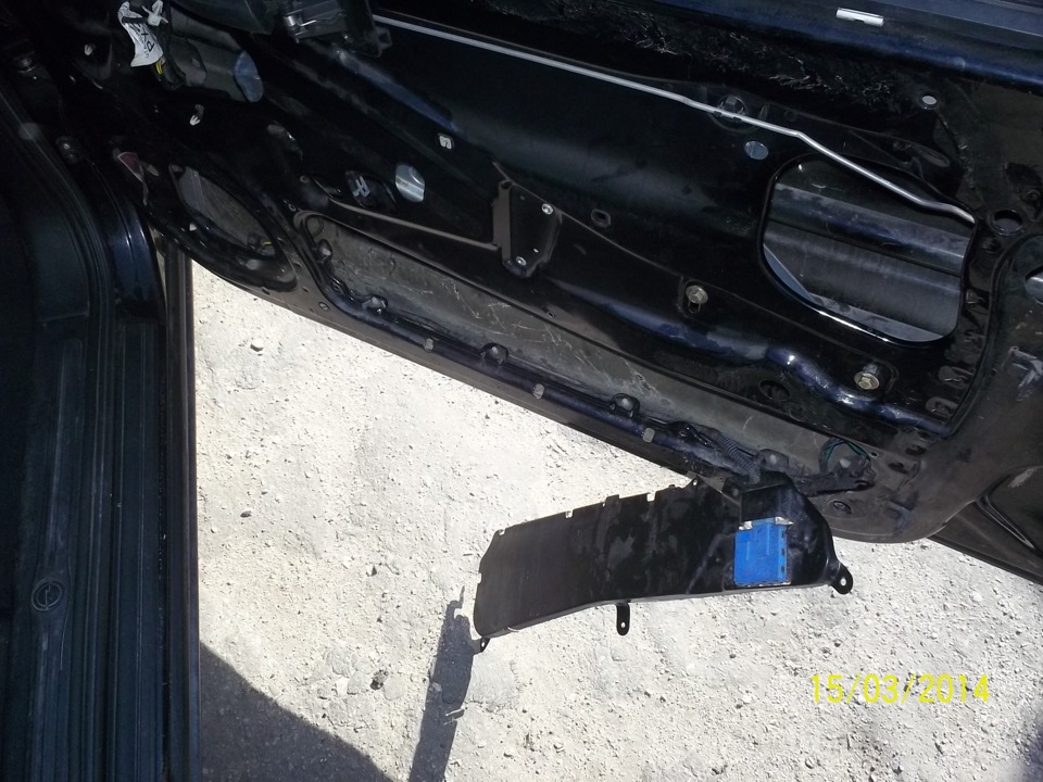 Езда без бокового стекла — Opel Omega B, 2 л., 1999 года | ДТП | DRIVE2