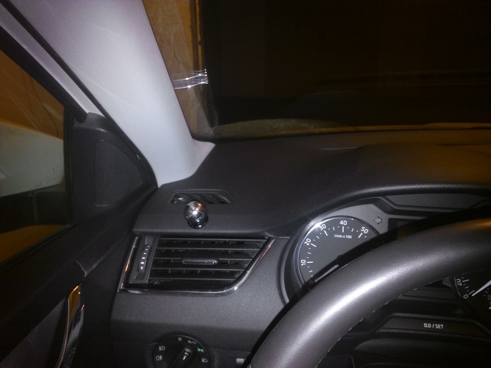 eb50b1cs 960 держатель телефона skoda octavia a5