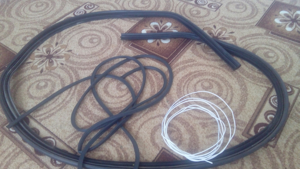 Доработка дверных уплотнителей — Ford Focus II Hatchback, 1,6 л, 2010 ...