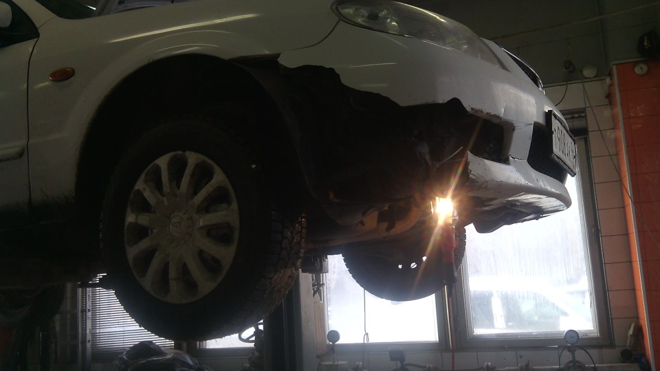 Свистел ремень генератора — Mazda Familia (BJ), 2001 года | визит на ...