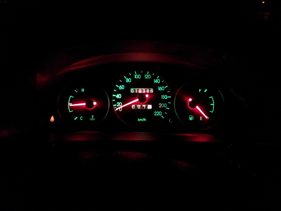 Подсветка стрелок и приборной панели — ЗАЗ Sens, 1,3 л, 2011 года ...