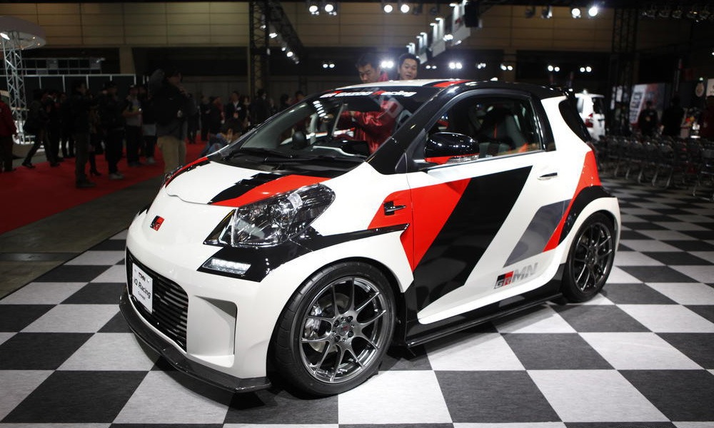 Тойота аи. Toyota IQ Tuning. Тюнингованный Toyota IQ. Toyota IQ тюнинг. Тойота IQ тюнинг.