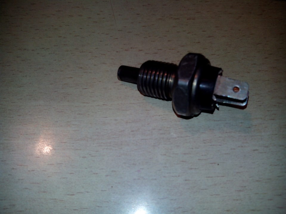 Чистка контактов задних фонарей и решение одного из недочетов — BMW 5 ...