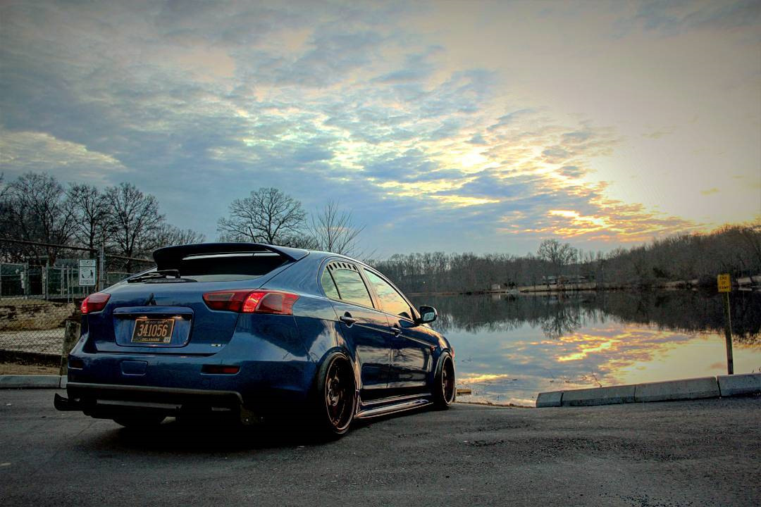 Lancer 9 and 10. Mitsubishi lancer 10 и 9. Лансер 9 и 10. Мицубиси лансер эволюшн 9. Lancer 9 lancer 10.