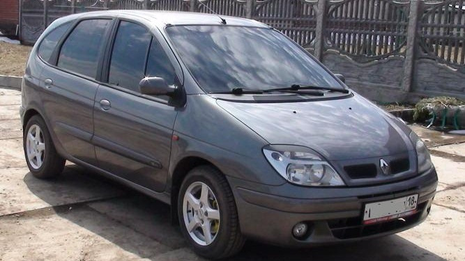 Рено сценик 1 рестайлинг. Renault Scenic 1.6. Рено Сценик 1 фаза 2. Рено Сценик серый.