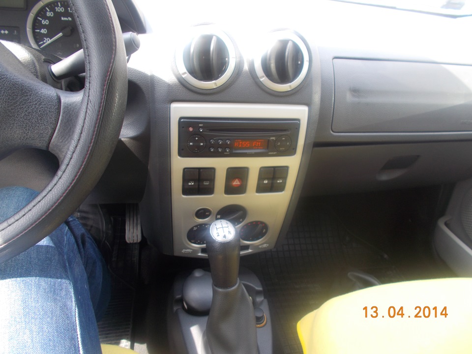 Замена набалдашника КПП — Dacia Logan (1G), 1,4 л, 2006 года | стайлинг ...