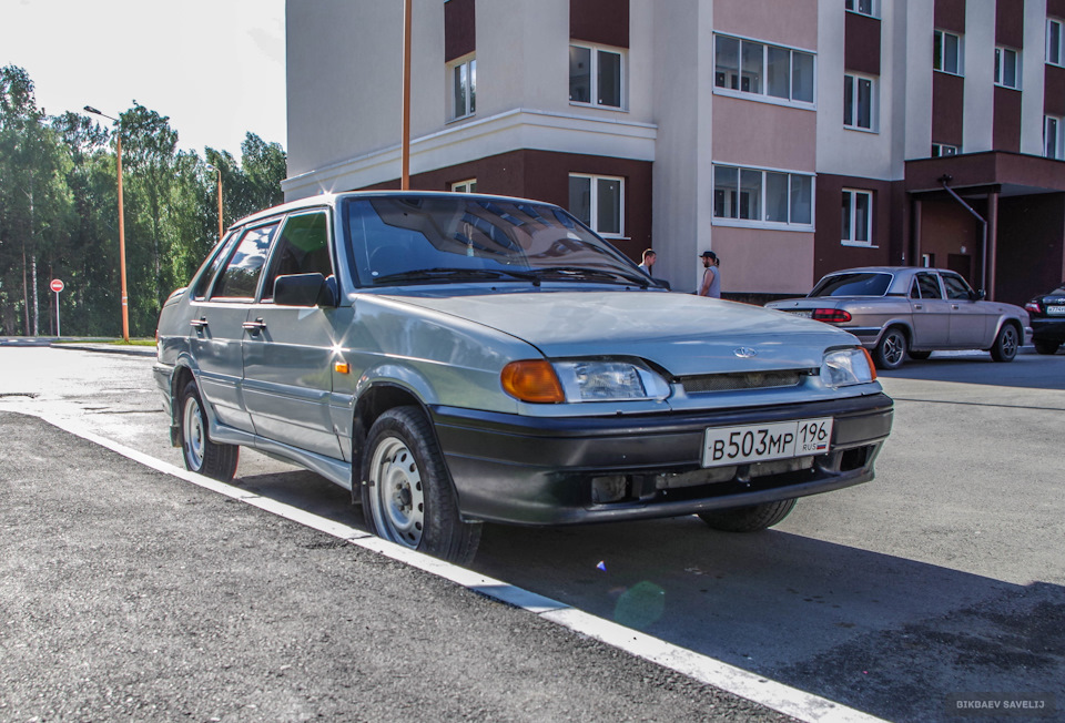 Ваз 2115 "рок-н-рольная малышка" и Skoda Rapid White Power — Lada 2115 ...