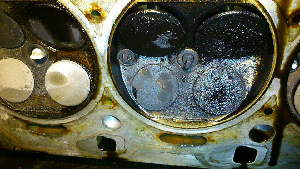 Как прогорел выпускной клапан 3 цилиндра — Alfa Romeo 156, 2 л, 2000 ...