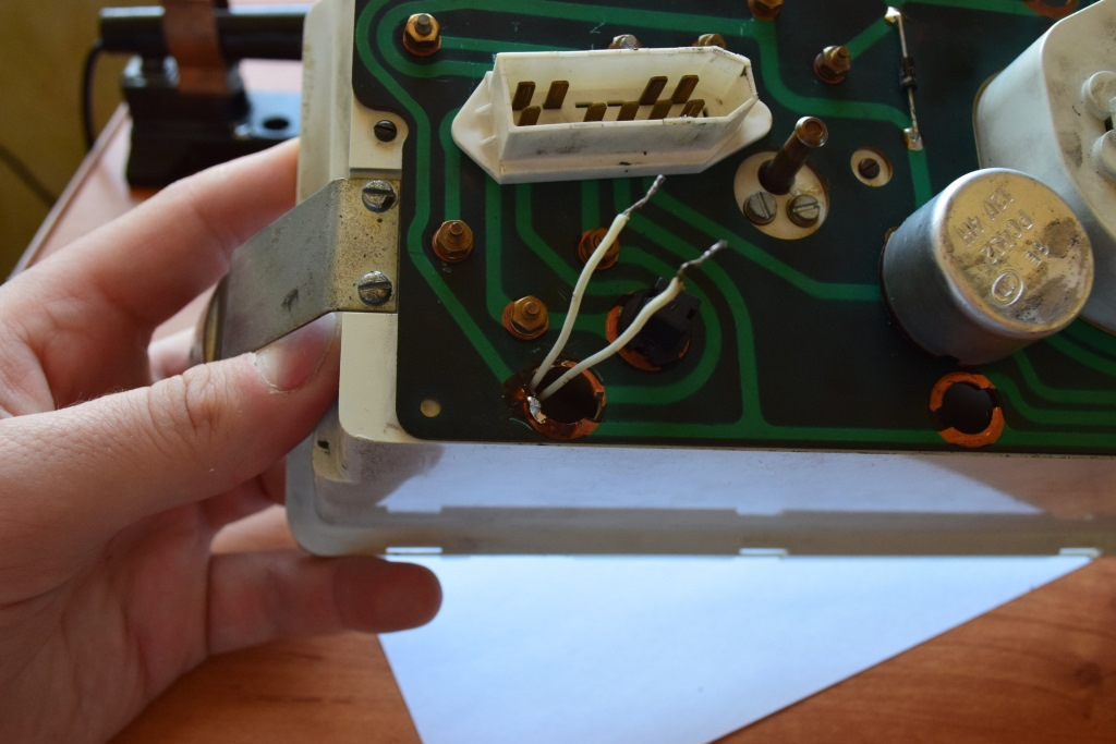 Ремонт панели приборов ваз. Плата приборной панели ваз 2115. Ремонт панели приборов ваз. Приборная панель vdo калина 1. Плата щитка приборов ваз 2110.