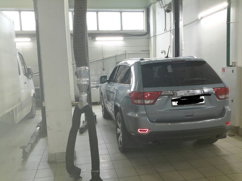 Замена масла в АКПП Grand Cherokee WK2 3L dizel — DRIVE2