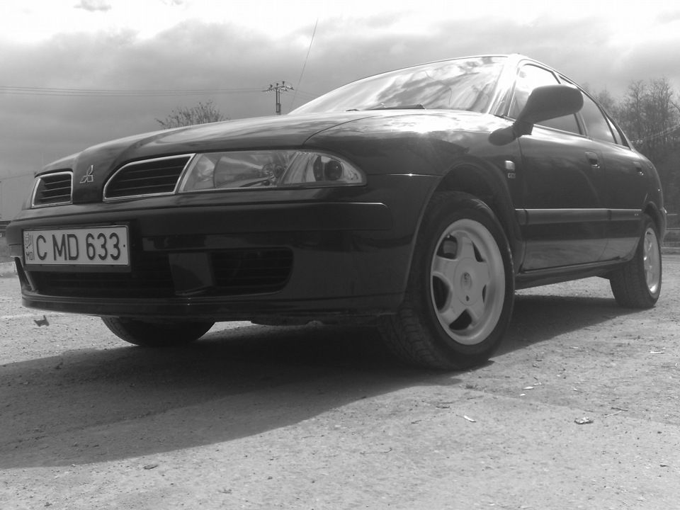 Бесславная кончина… ='( — Mitsubishi Carisma, 1,8 л, 2000 года | ДТП ...