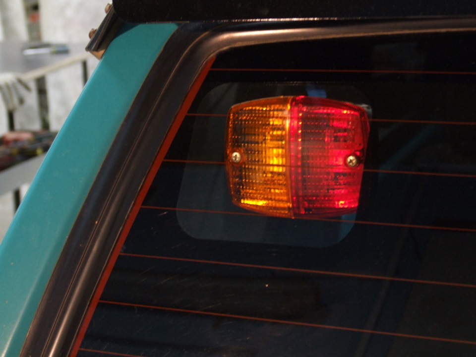 дублирующие фонари. поворотник ока. фонари поворотники авто ока. диодные фары на прицеп мзса. поворотник на оку.