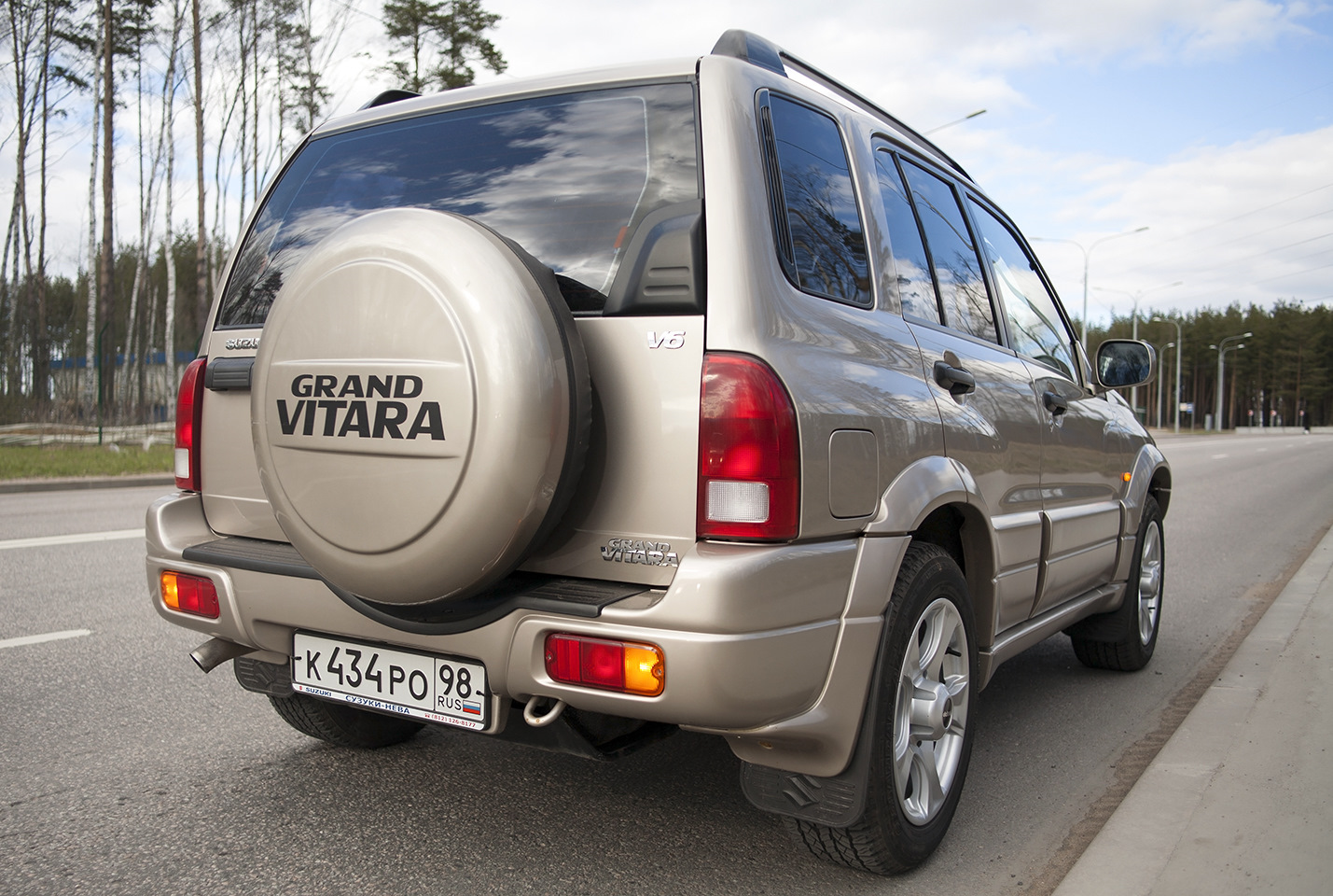 Купить сузуки гранд витара 1998 2005. Suzuki Grand Vitara 1998. Гранд Витара 2004 года. Suzuki Grand Vitara 2003.