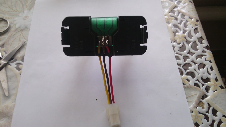 Больше не отходят задние стопы/повороты — Lada 2110, 1,5 л, 2002 года ...