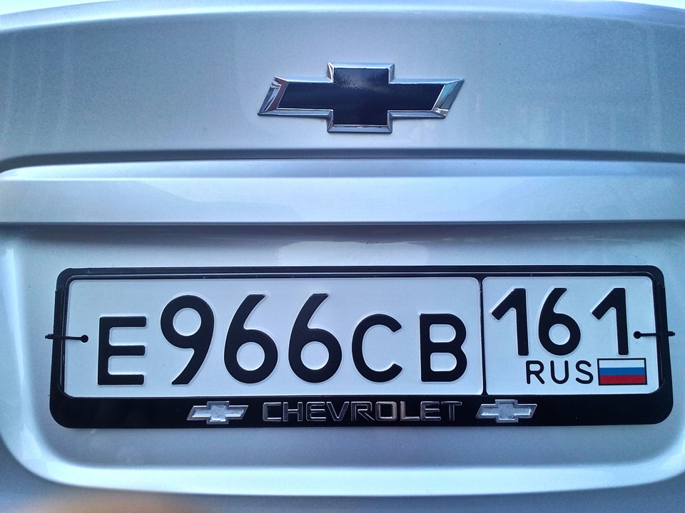 Мойка, значок в черный и новые рамки номеров) — Chevrolet Aveo Sedan ...