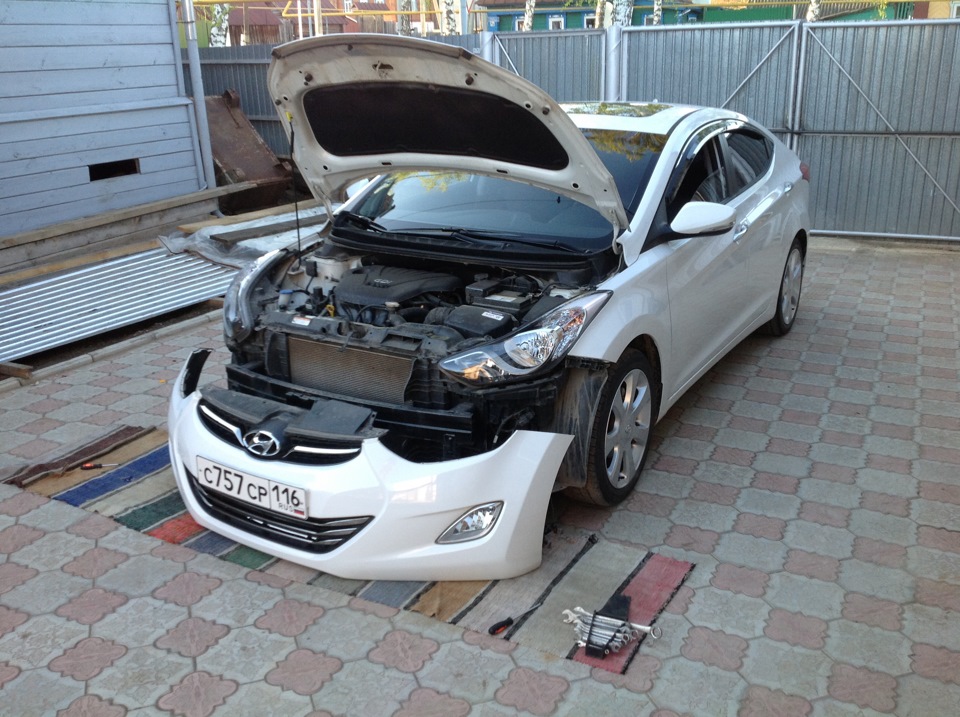 Как снять бампер элантра 6 1. Меняем решетку радиатора. - Hyundai Avante (5G), 1,6 л, 2012 года стайлинг DR