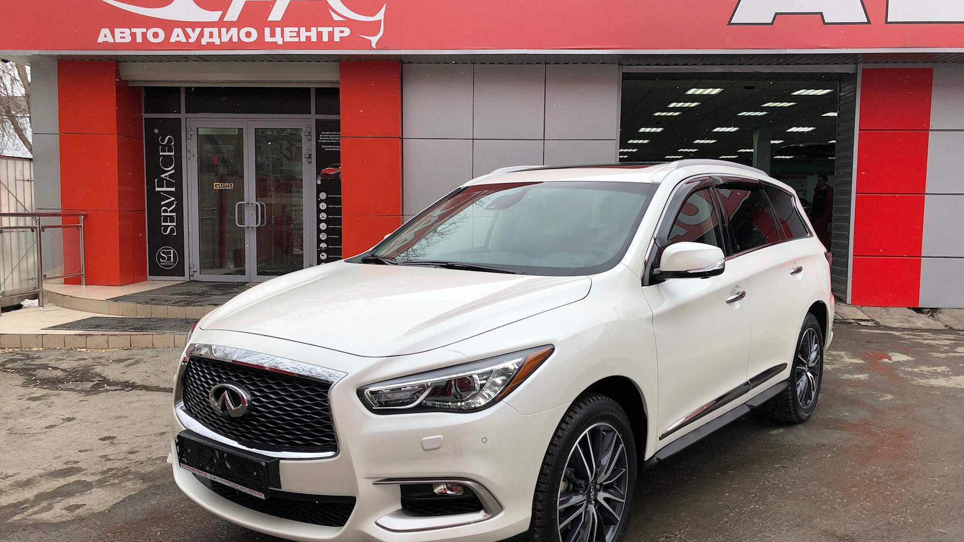 Infiniti QX60 (1G) 3.5 бензиновый 2017 | Hi-tech на DRIVE2