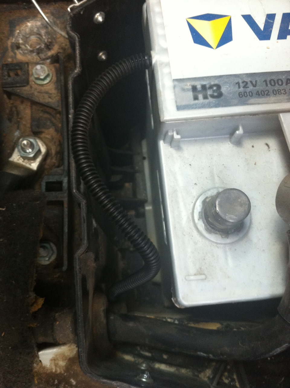 Запчасти на фото: 600402083. Фото в бортжурнале Volkswagen Touareg (1G)